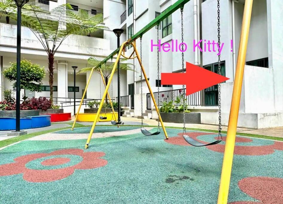 Hello Kitty Homestay - Cameron Highlands - Spacious Studio - Perfect For Families - Sleeps 4 And Baby 丹那拉打 外观 照片