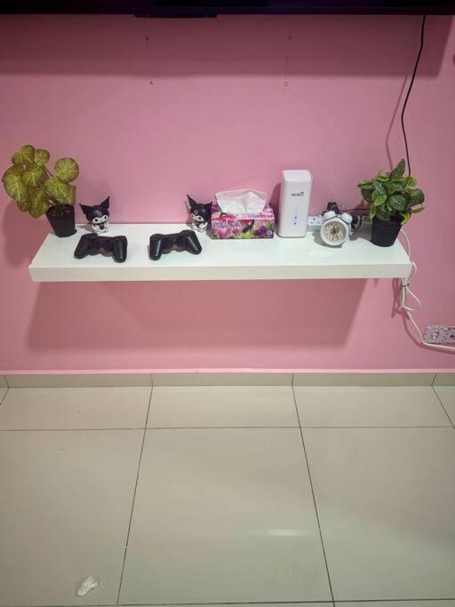 Hello Kitty Homestay - Cameron Highlands - Spacious Studio - Perfect For Families - Sleeps 4 And Baby 丹那拉打 外观 照片