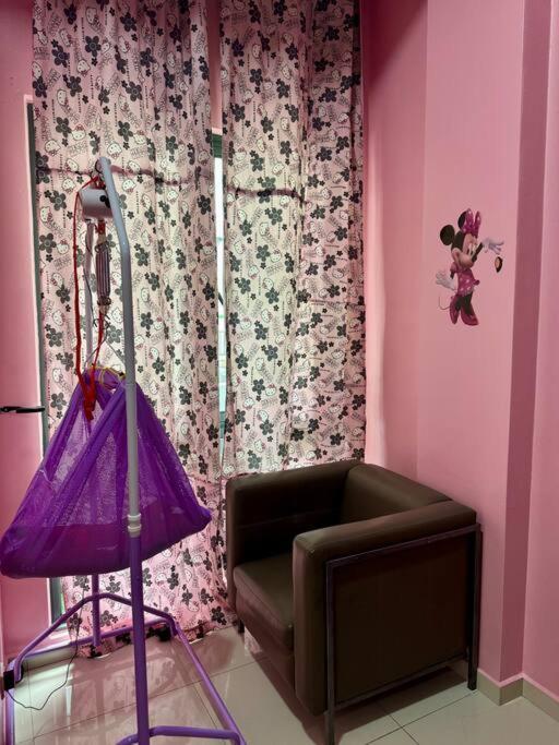 Hello Kitty Homestay - Cameron Highlands - Spacious Studio - Perfect For Families - Sleeps 4 And Baby 丹那拉打 外观 照片