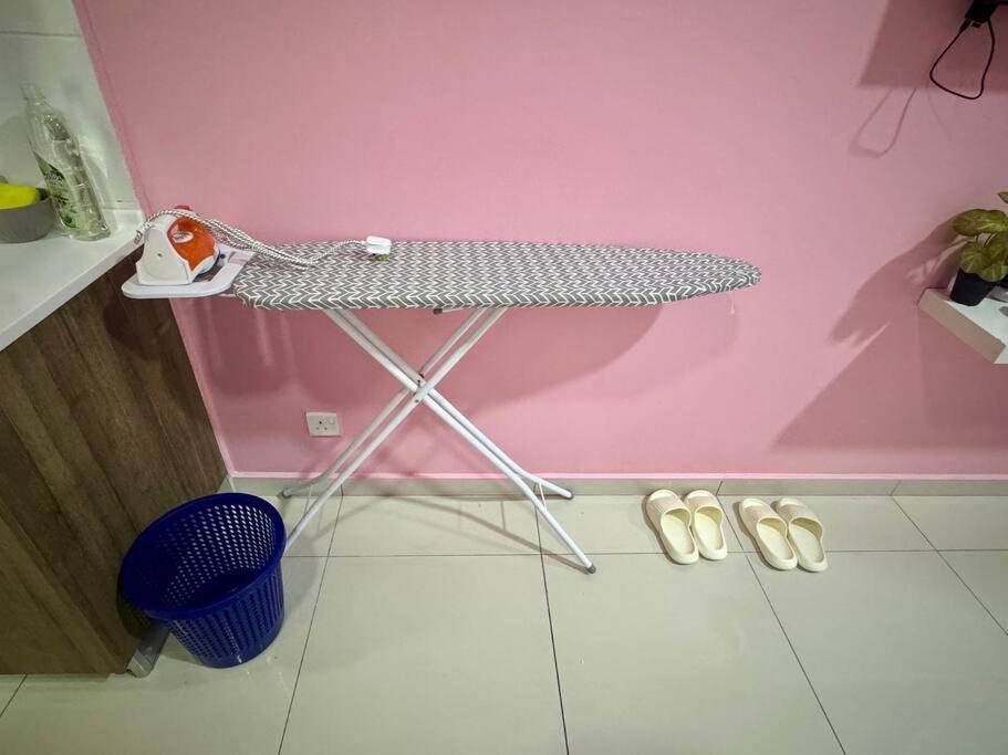 Hello Kitty Homestay - Cameron Highlands - Spacious Studio - Perfect For Families - Sleeps 4 And Baby 丹那拉打 外观 照片